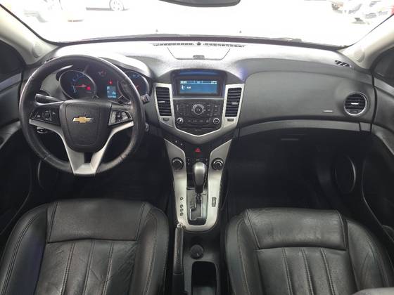 CHEVROLET CRUZE 1.8 LT SPORT6 16V FLEX 4P AUTOMÁTICO CHEVROLET CRUZE 1.8 LT SPORT6 16V FLEX 4P AUTOMÁTICO